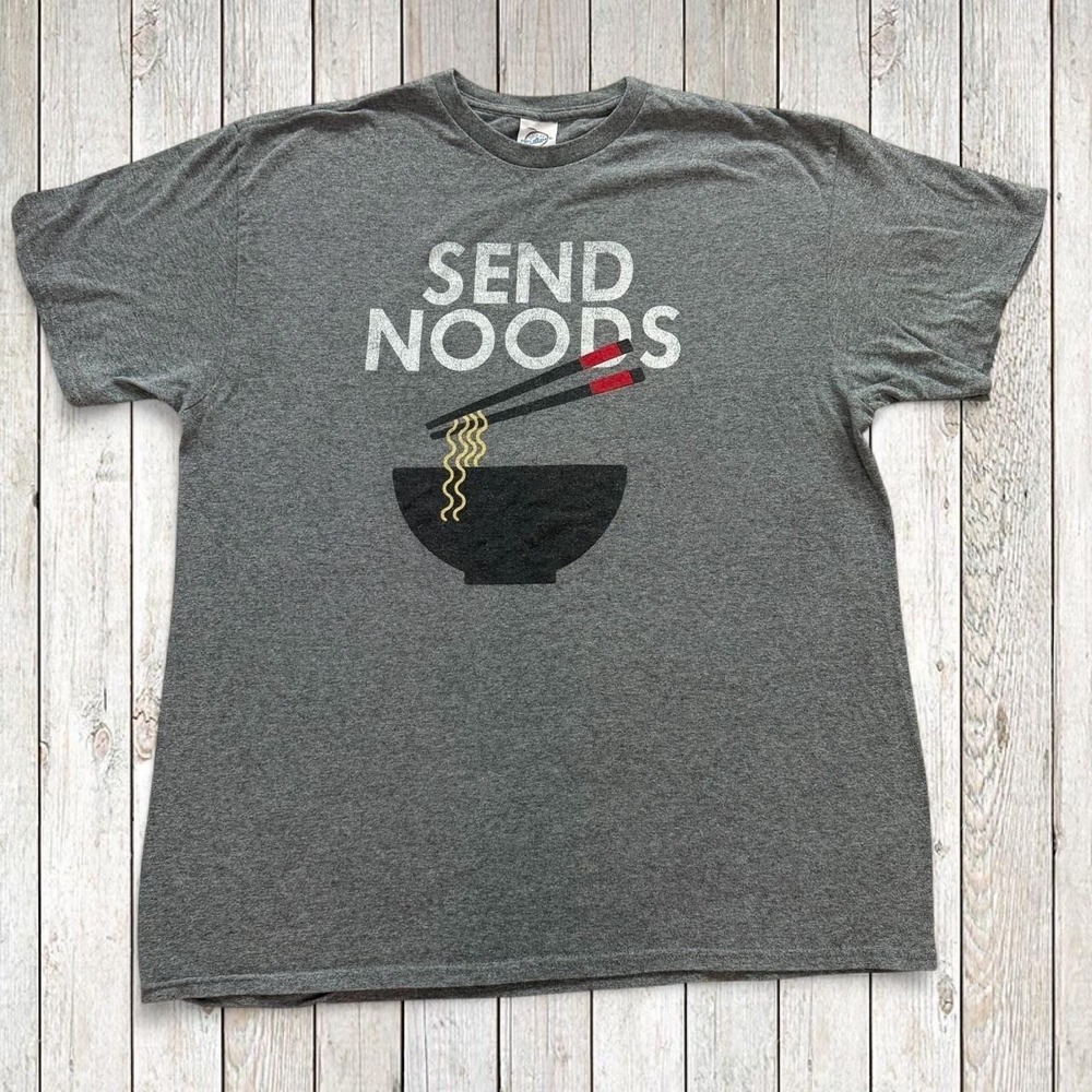 Gray "Send Noods" graphic tee with black bowl of noodles and chopsticks, size L